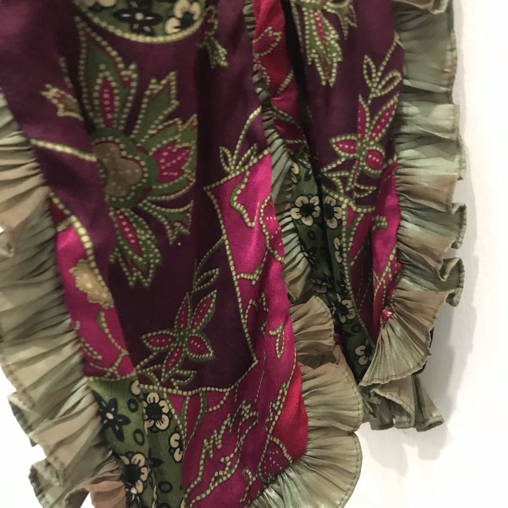 Silk and Velvet Scarf with Ruffle Edge - Picture 7 of 9